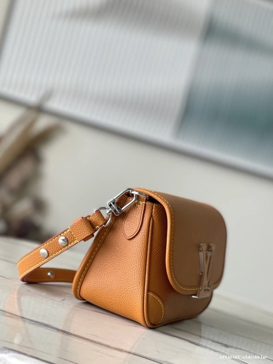 Official oldcobbler VUITTON BUCI LOUIS 0725